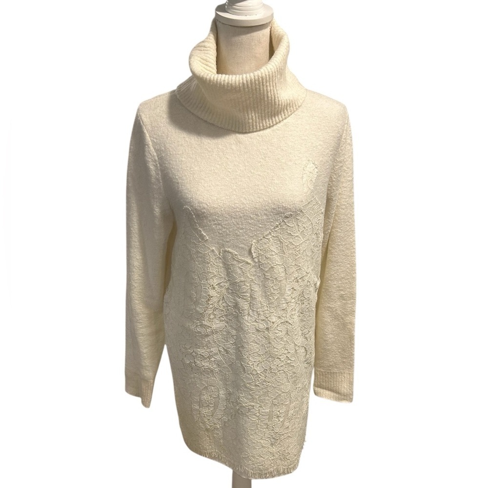 {MICHAEL Michael Kors} Cream/Ivory Turtleneck Sweater